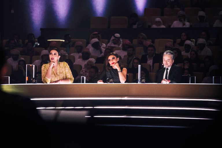 جانب من برنامج "الزمن الجميل" على تلفزيون أبوظبي