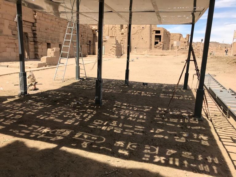 تطوير الخدمات بمعبد فيلة بأسوان - صورة أرشيفية