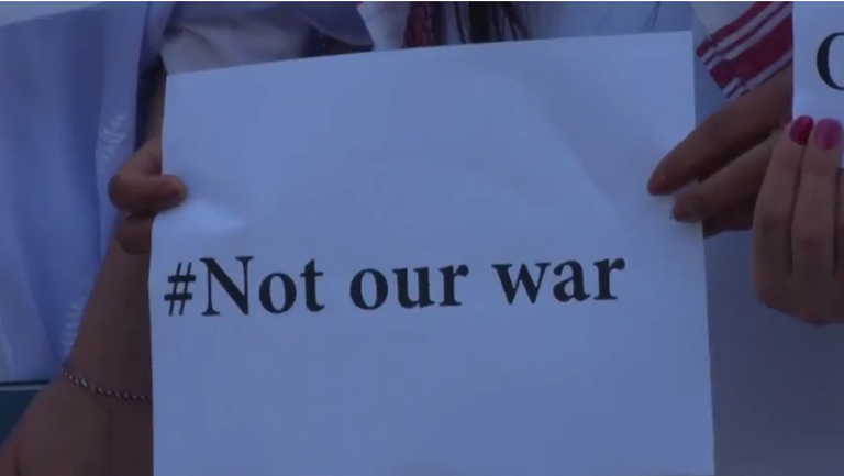 إيزيديات يتذكرن حياتهن في الأسر خلال الاحتفال بيوم المرأة