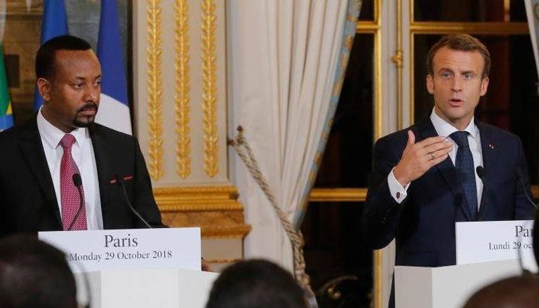 الرئيس الفرنسي ورئيس الوزراء الغثيوبي خلال زيارة الأخير لفرنسا اكتوبر الماضي تحرك فرنسي نشط في أفريقيا يرفع شعار التعاون
