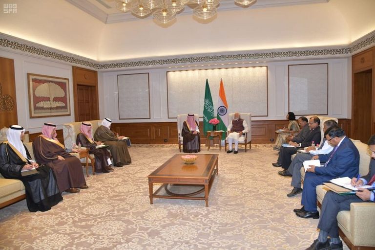 وزير الدولة للشؤون الخارجية السعودي ورئيس وزراء الهند