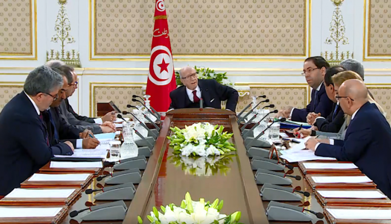 جانب من اجتماع السبسي ومجلس الأمن القومي في تونس- أرشيفية