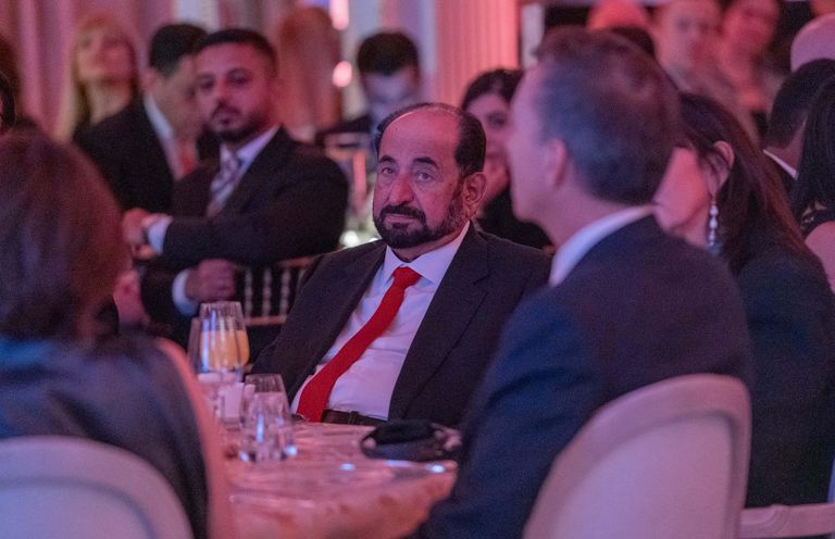 حاكم الشارقة يطلق كتابين جديدين باللغة الإنجليزية في لندن