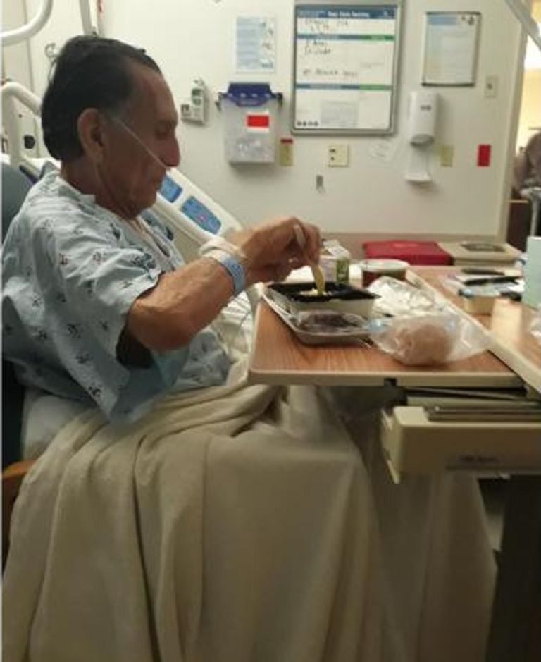 المريض قبل وفاته في المستشفى