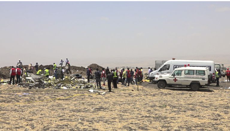 الخبراء في موقع الحادث