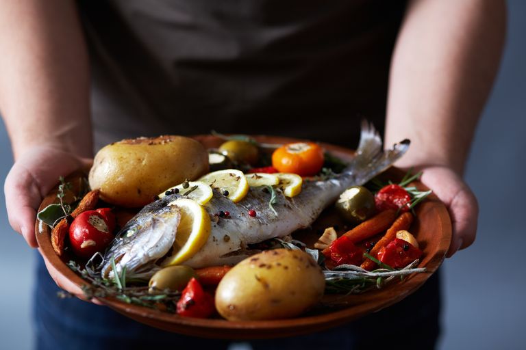 ريوماجيوري.. قرية إيطالية منحوتة في الصخر مطلعة على البحر