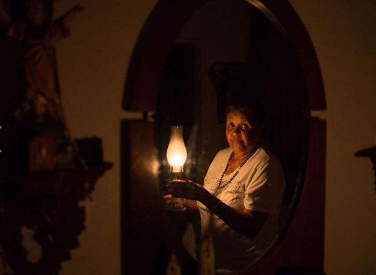 الظلام يكسو العاصمة الفنزويلية