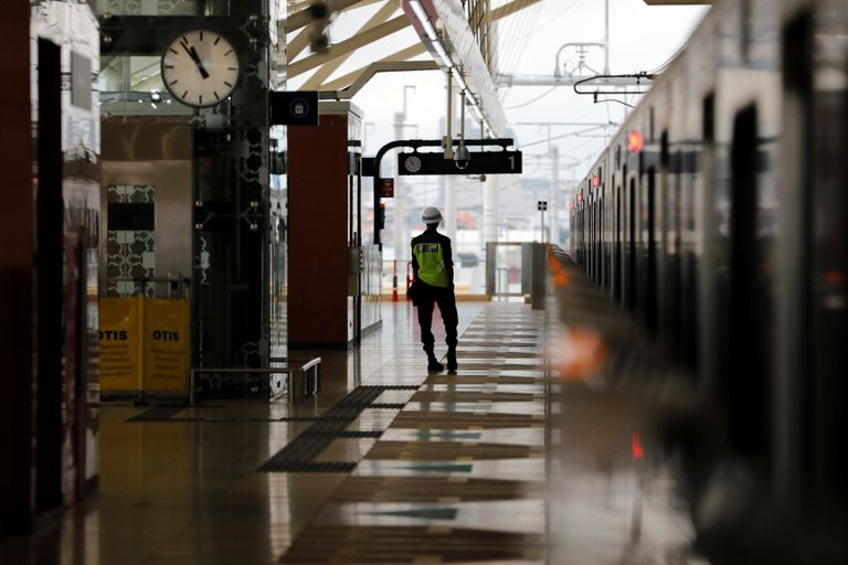 إندونيسيا تبدأ التشغيل التجريبي لمترو الأنفاق في العاصمة