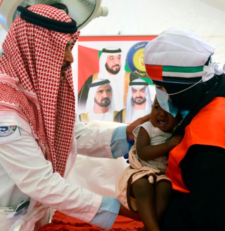 من حملة الشيخة فاطمة الإنسانية لتخفيف معاناة الأطفال