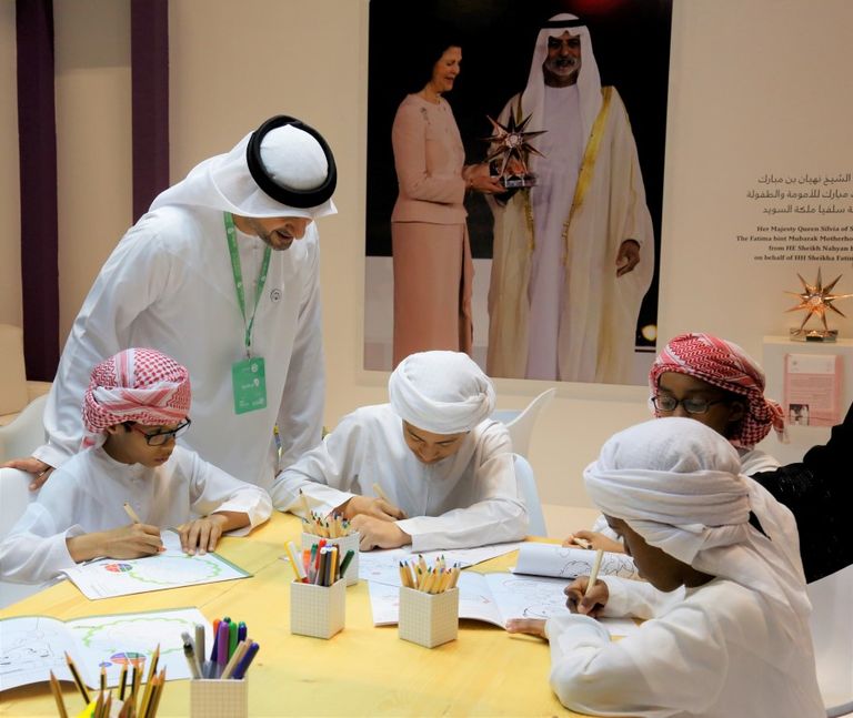 الشيخة فاطمة بنت مبارك: الطفل هو صانع المستقبل ورجل الغد