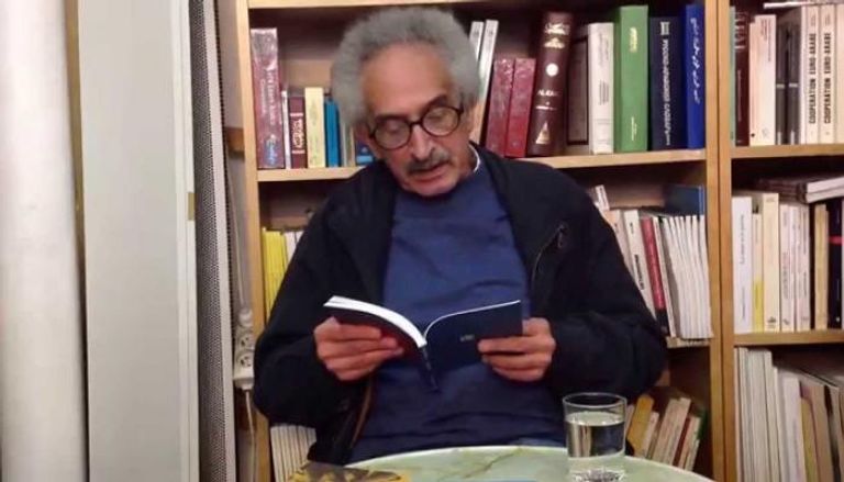 الروائي المصري صنع الله إبراهيم يفوز بجائزة محمود درويش للإبداع