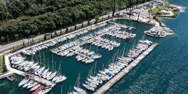 مالشيزيني.. لؤلؤة بحيرة جاردا الإيطالية