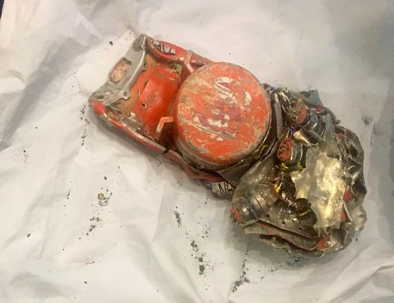 صورة لصندوق بيانات الطائرة الإثيوبية المنكوبة جانب من حطام الطائرة الإثيوبية المنكوبة