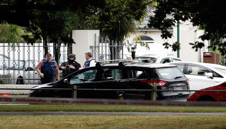 الشرطة النيوزيلندية في موقع الهجوم 