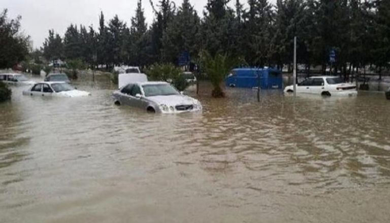 السيول والفيضانات تملأ العاصمة الأردنية