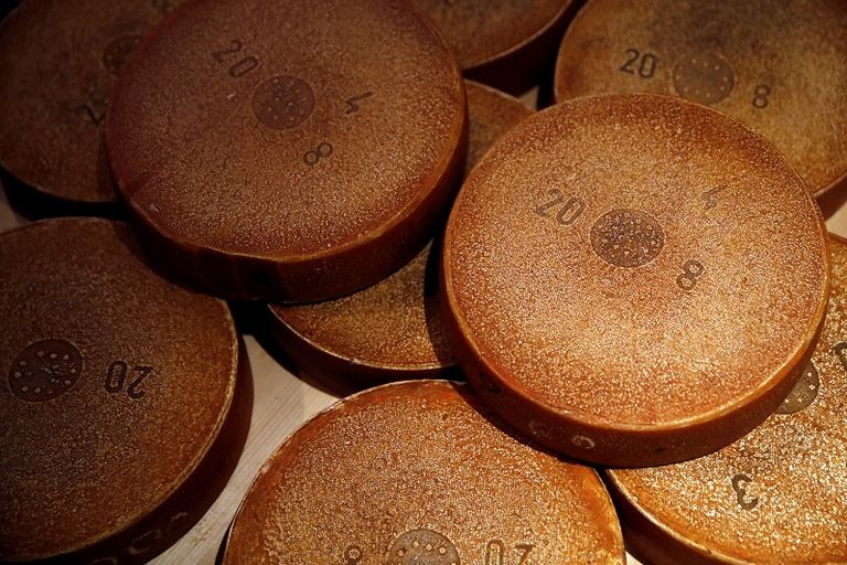 دراسة: موسيقى الهيب هوب تُكسب الجبن نكهة أفضل من موتسارت