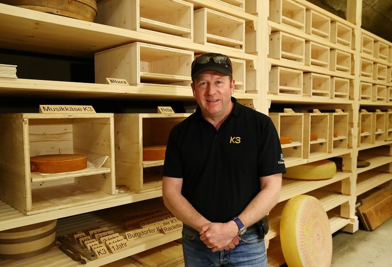 دراسة: موسيقى الهيب هوب تُكسب الجبن نكهة أفضل من موتسارت