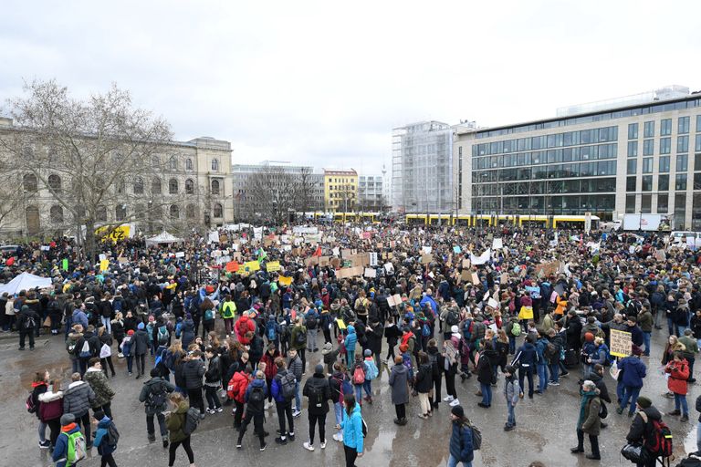 إضراب طلاب العالم احتجاجا على تغير المناخ