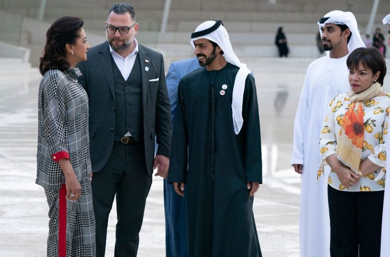 سيدة الدومينيكان الأولى تزور واحة الكرامة في الإمارات