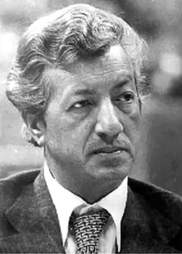 الراحل رابح بيطاط ثلاث مراحل انتقالية للجزائر منذ استقلالها