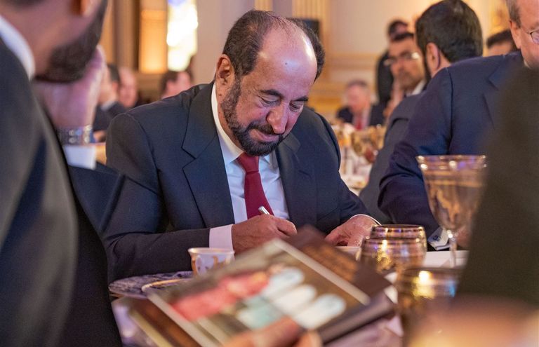 حاكم الشارقة يدشن النسخة الفرنسية من كتاب بيبي فاطمة