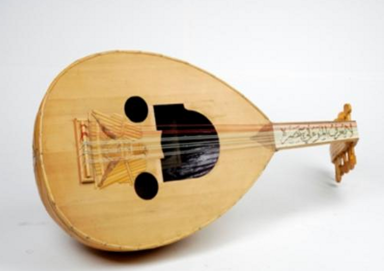 الفنانة المصرية أم كلثوم "كوكب الشرق"