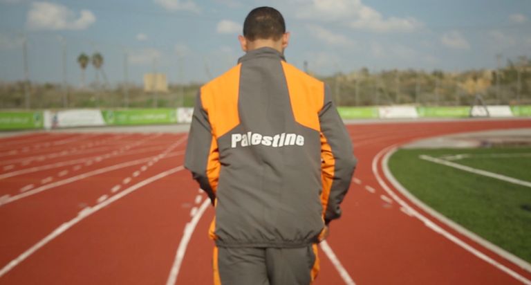 الفلسطيني يزن حنون خلال التدريبات