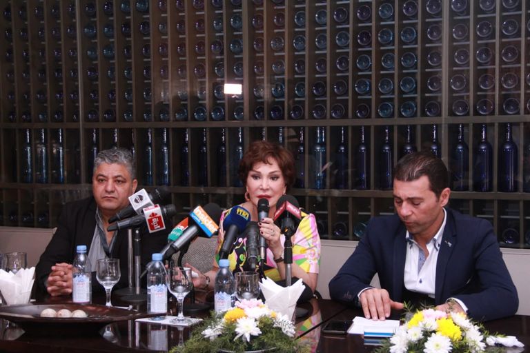 النجمة لبلبة خلال الندوة