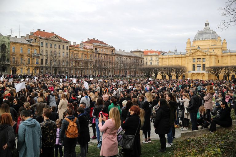 جانب من الاحتجاج ضد العنف الأسري في كرواتيا