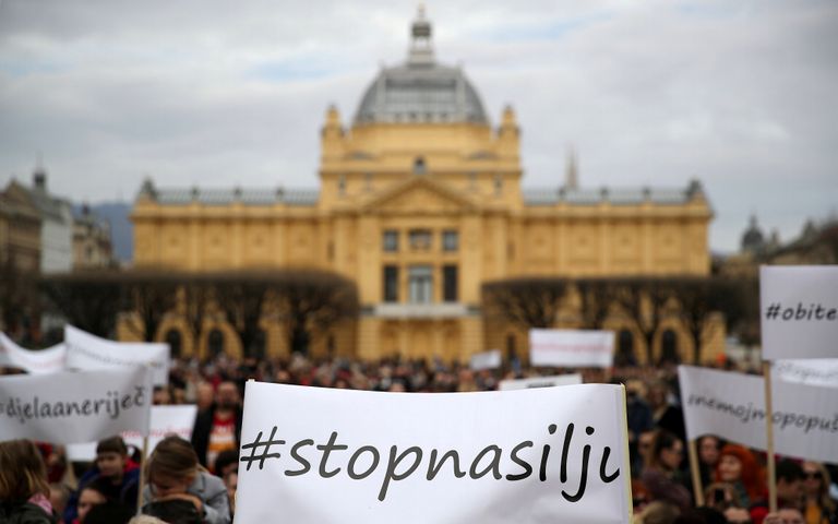 جانب من الاحتجاج ضد العنف الأسري في كرواتيا