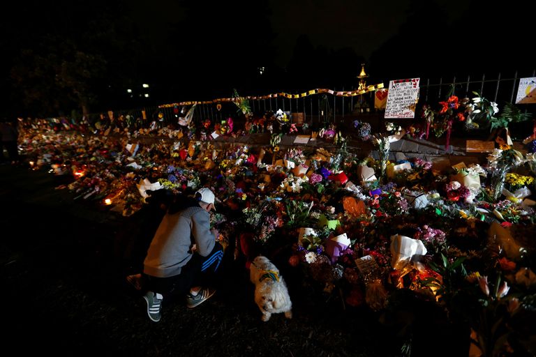 طالب طيران وصاحب مطعم وطفل بين الضحايا في نيوزيلندا