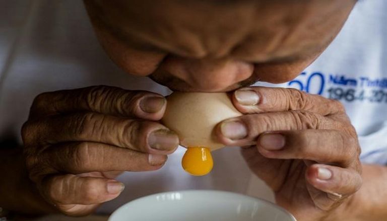 الجدل مستمر بشأن المخاطر الصحية المحتملة جراء تناول البيض