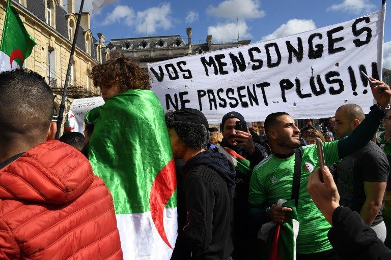 مظاهرات الجالية الجزائرية في فرنسا - الفرنسية