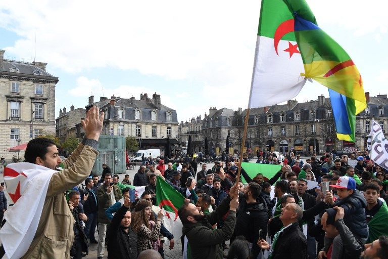 مظاهرات الجالية الجزائرية في فرنسا - الفرنسية