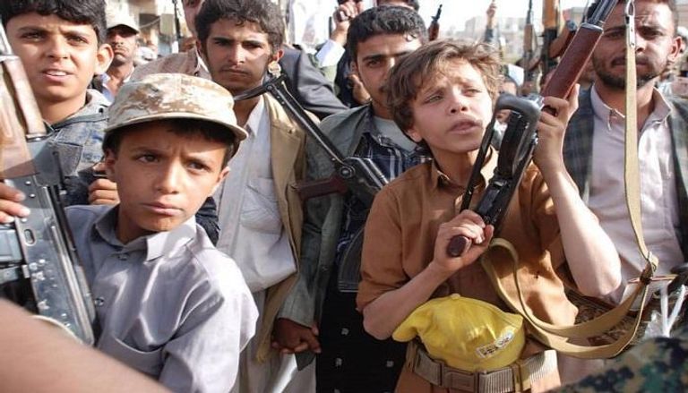 أطفال تجندهم مليشيا الحوثي الانقلابية- أرشيفية