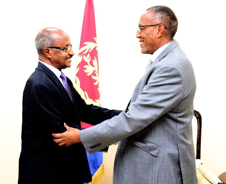 وزير الخارجية الإريتري مع نظيره في أرض الصومال