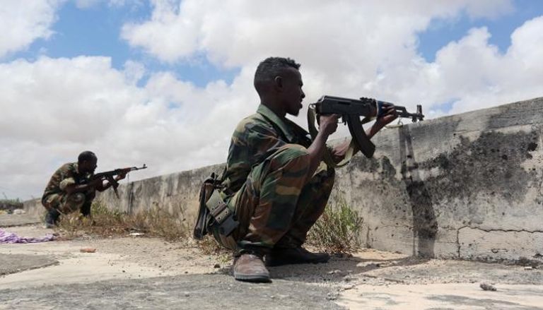 الفساد المنتشر في الجيش الصومالي دفع واشنطن لوقف مساعداتها لمقديشيو
