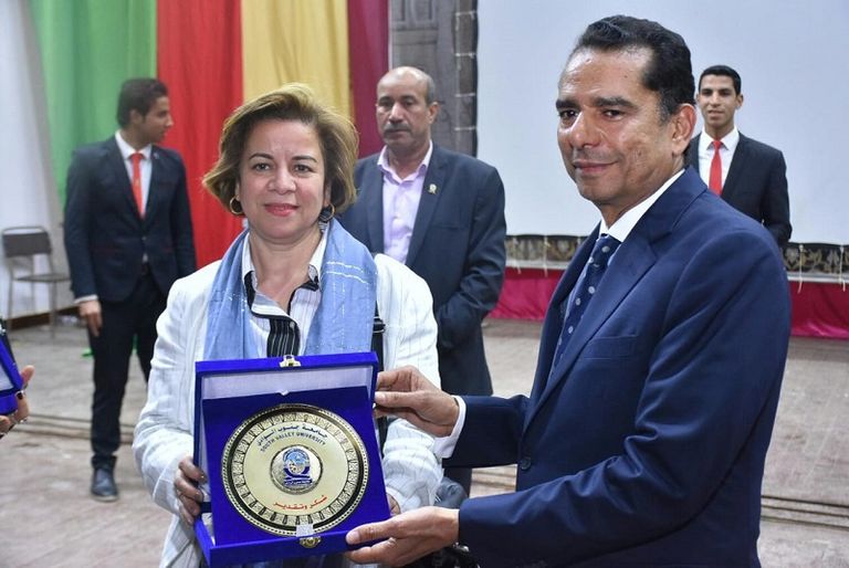 تكريم أمينة خليل وعزة الحسيني