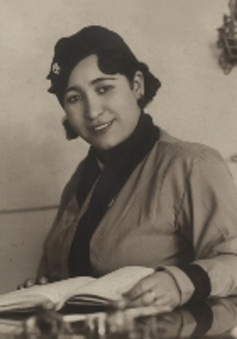 جوجل يحتفي بذكرى ميلاد الشاعرة المصرية جميلة العلايلي