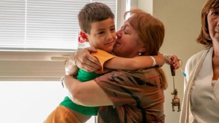 ألف متطوع يبحثون عن طفل تائه في صحراء الأرجنتين