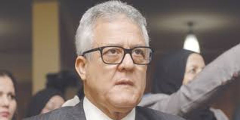 صديق شهاب الناطق الرسمي باسم حزب التجمع الوطني الديمقراطي  أكبر الأحزاب الداعمة لبوتفليقة تغير موقفها من دعمه