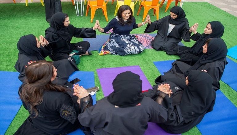 الإمارات تحتفل بيوم السعادة