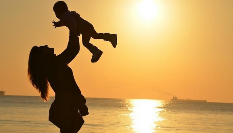 5 أخطاء لا تقع فيها مع والدتك