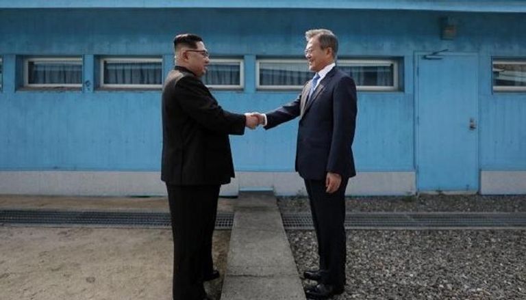 وفد الكوريتين خلال أحد اللقاءات