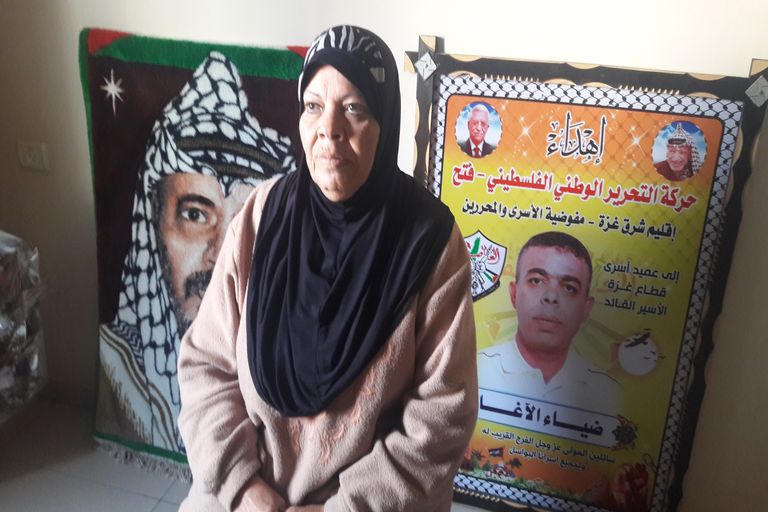 أم الأسير ضياء الأغا 