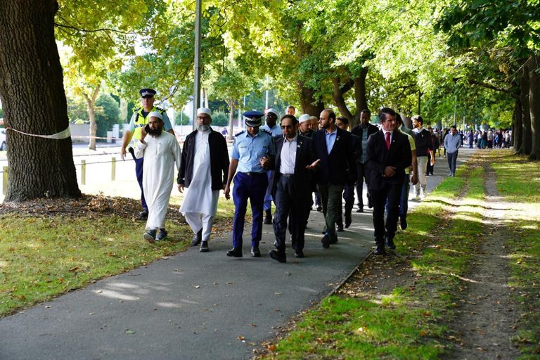 برج خليفة يتزين بصورة رئيسة وزراء نيوزيلندا