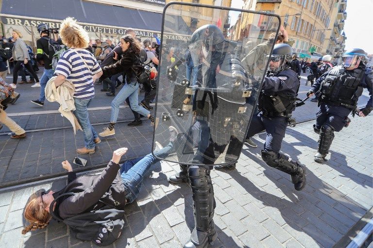 القوات الفرنسية المكلفة بتأمين باريس