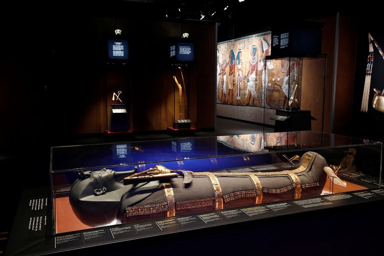 مقتنيات من مقبرة توت عنخ آمون تعرض في جولة خارج مصر لأول مرة