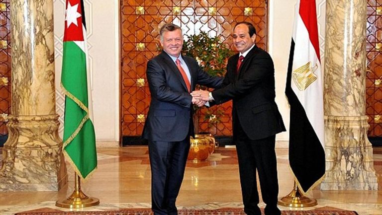 لقاء سابق بين الرئيس المصري والعاهل الأردني قمة ثلاثية مرتقبة تجمع مصر والعراق والأردن