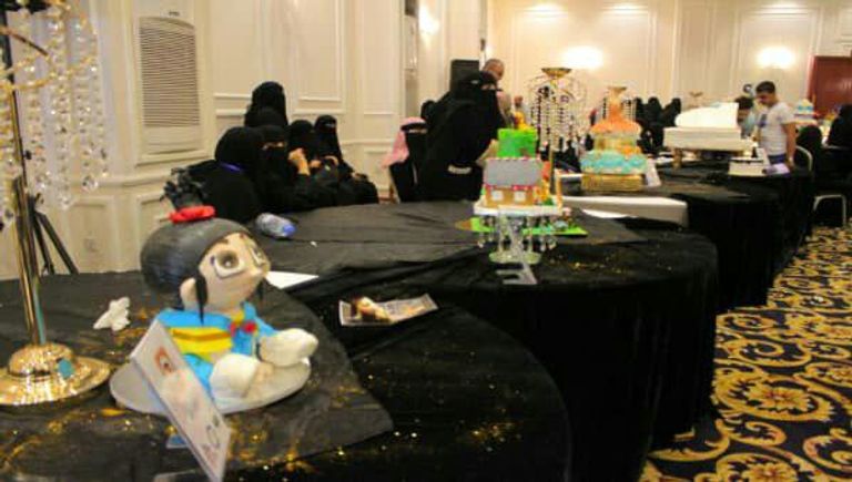 من أحد المهرجانات الشعبية الثقافية في عدن